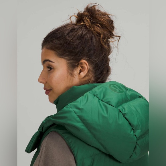 Lululemon Wunder Puff Cropped Vest - Picture 2 of 8